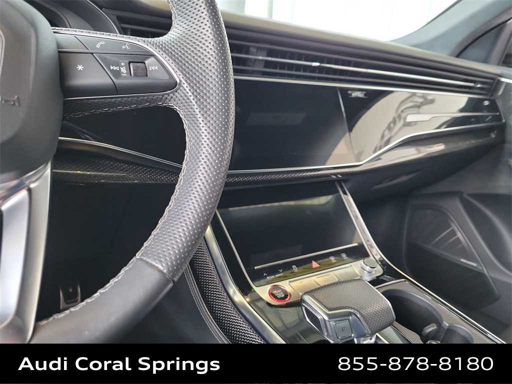 Thumbnail: 2023 Audi SQ8 - 24