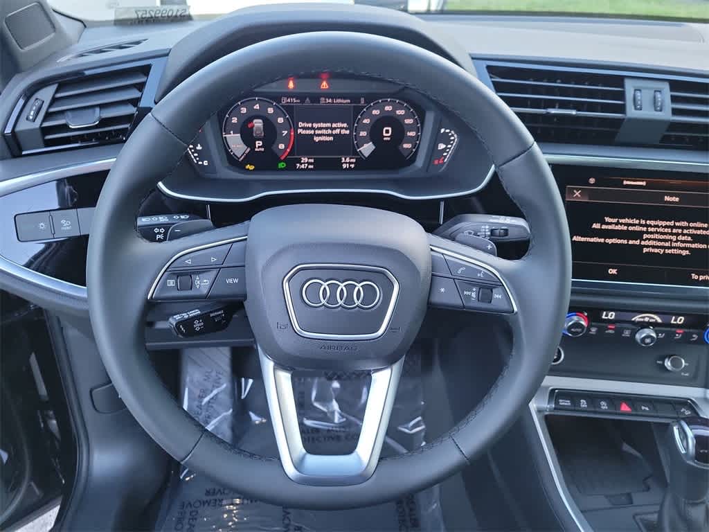 Thumbnail: 2025 Audi Q3 - 15