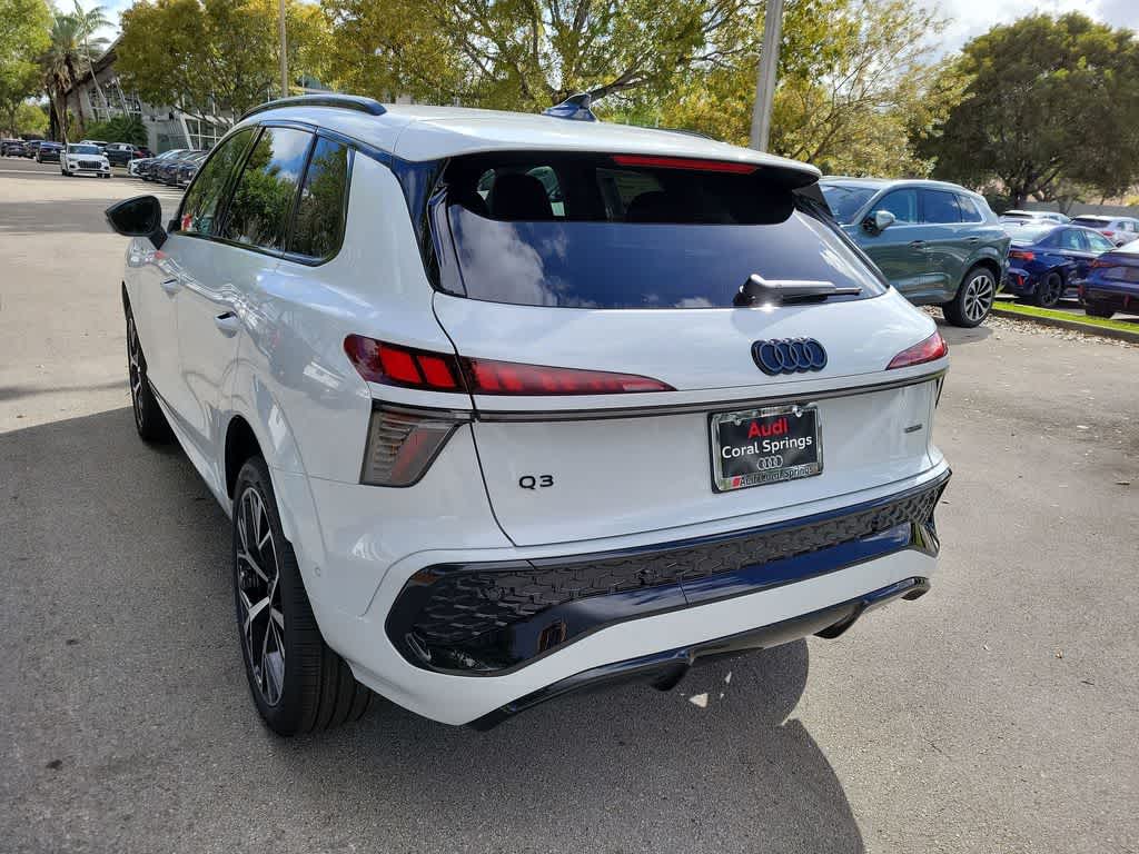 Thumbnail: 2026 Audi Q3 - 6