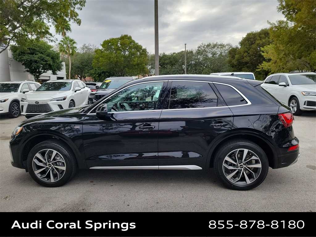 Thumbnail: 2023 Audi Q5 - 11