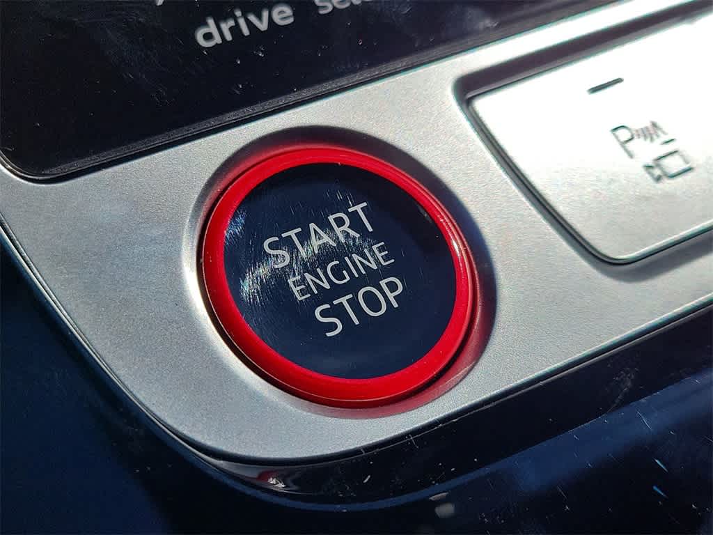 Thumbnail: 2026 Audi SQ8 - 27