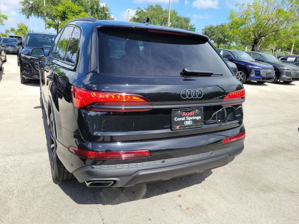 Thumbnail: 2026 Audi Q7 - 6
