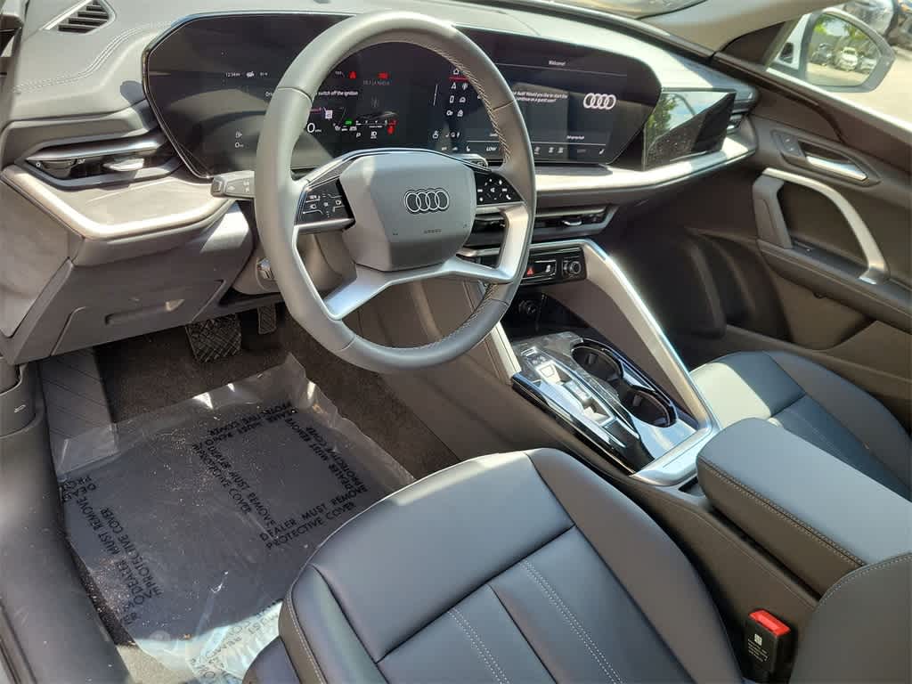 Thumbnail: 2025 Audi Q5 - 10