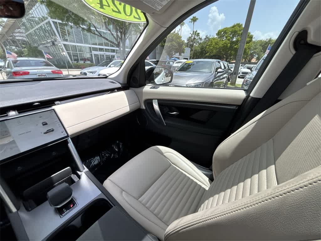 2024 Land Rover Discovery Sport S 11