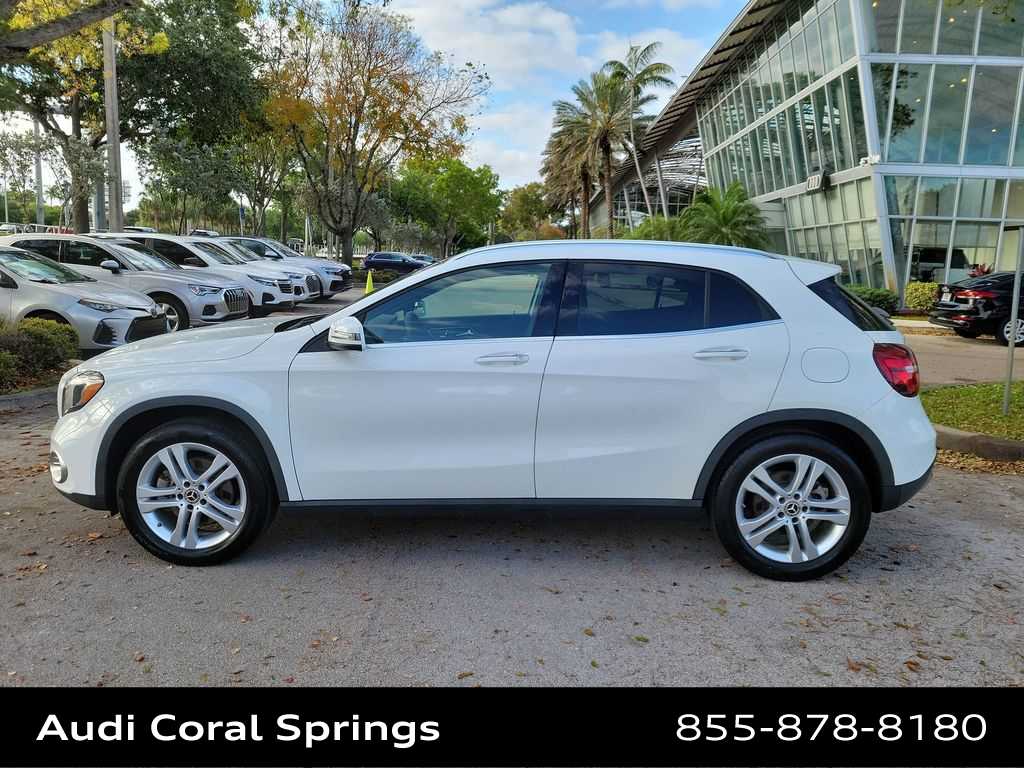 Thumbnail: 2020 Mercedes-Benz GLA - 11