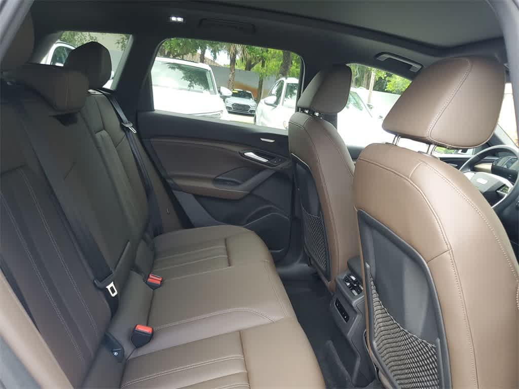 2025 Audi Q6 e-tron Premium Plus 21