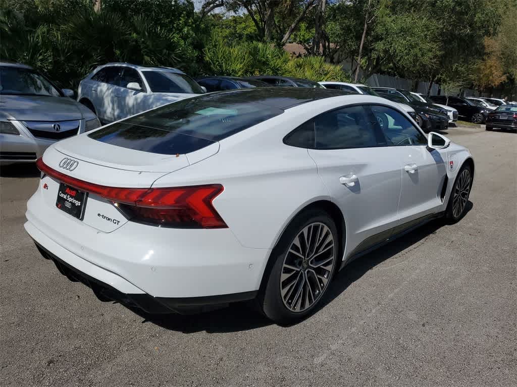 2025 Audi e-tron GT Premium Plus 8