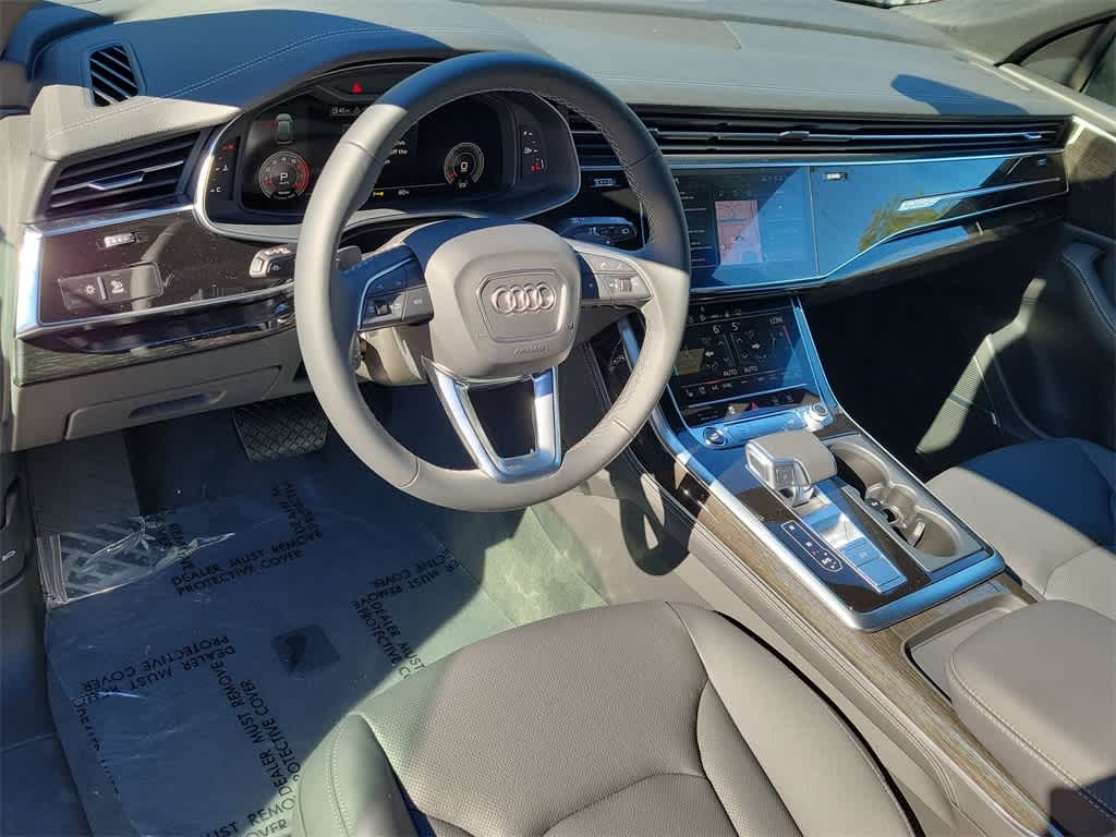 Thumbnail: 2026 Audi Q8 - 2