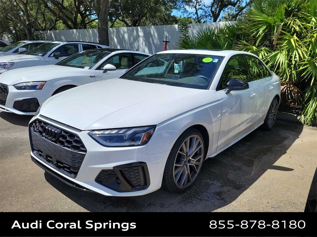 Thumbnail: 2022 Audi S4 - 3