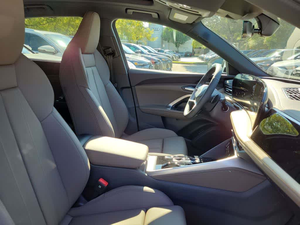 Thumbnail: 2025 Audi Q5 - 14