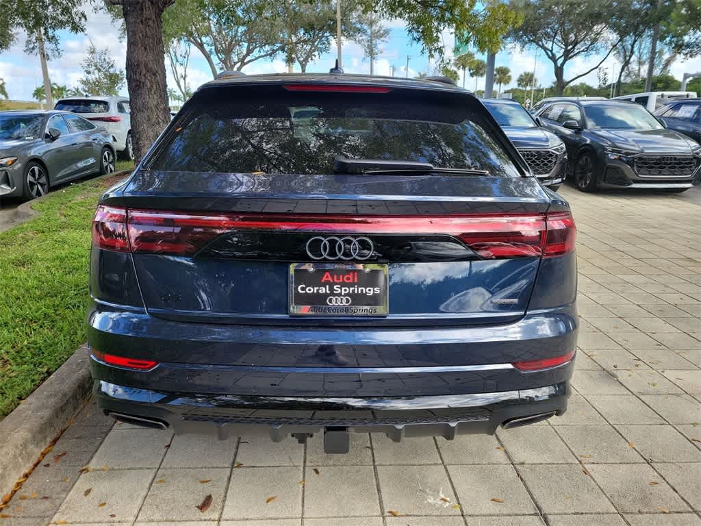 Thumbnail: 2026 Audi Q8 - 7