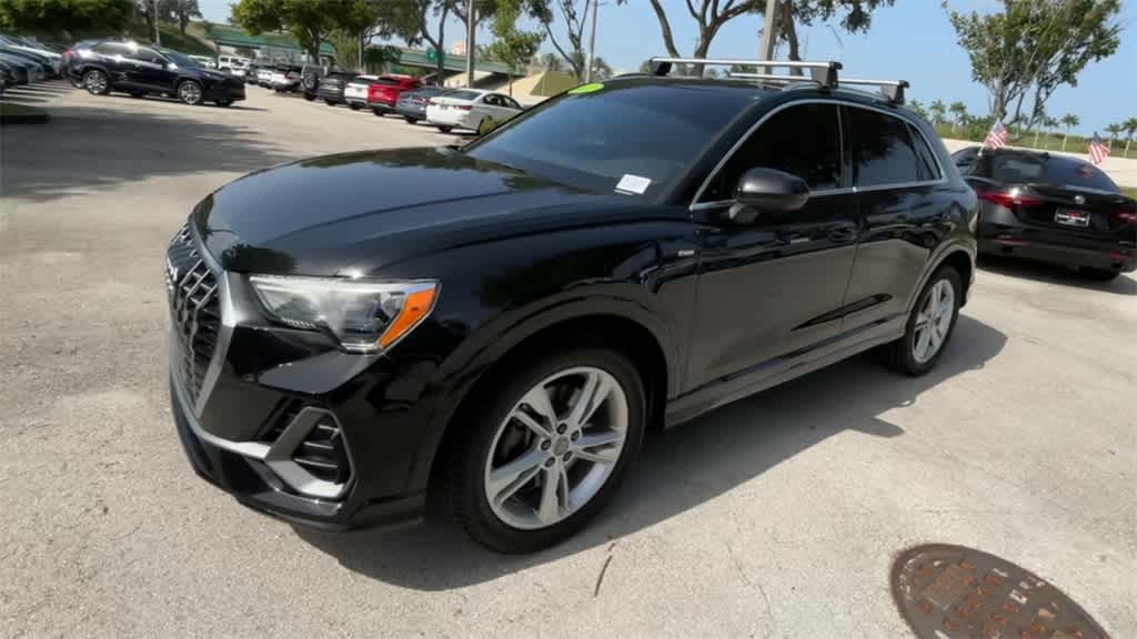 Thumbnail: 2020 Audi Q3 - 4