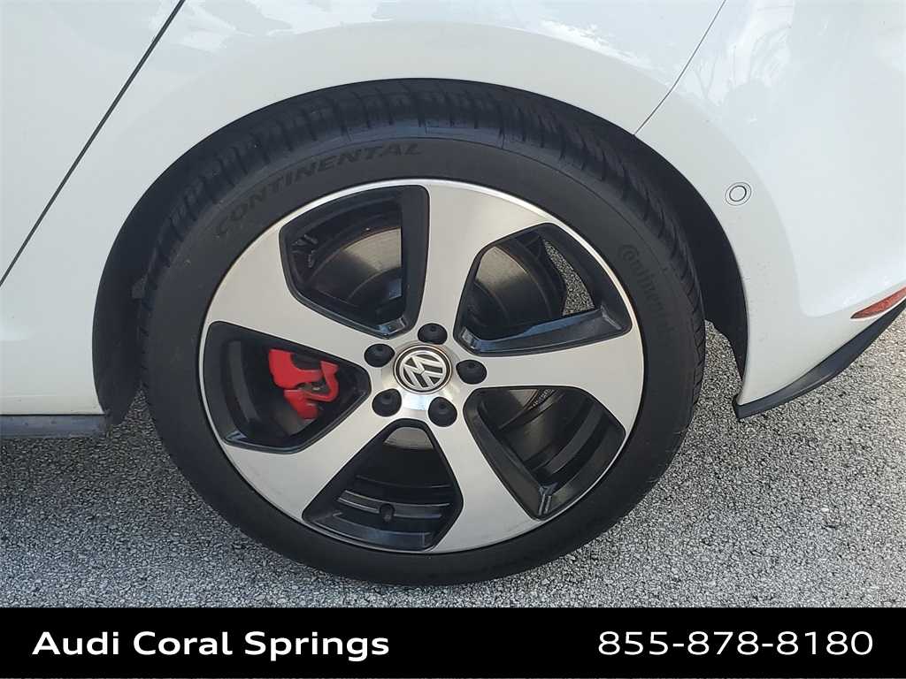 2016 Volkswagen Golf GTI Autobahn 16