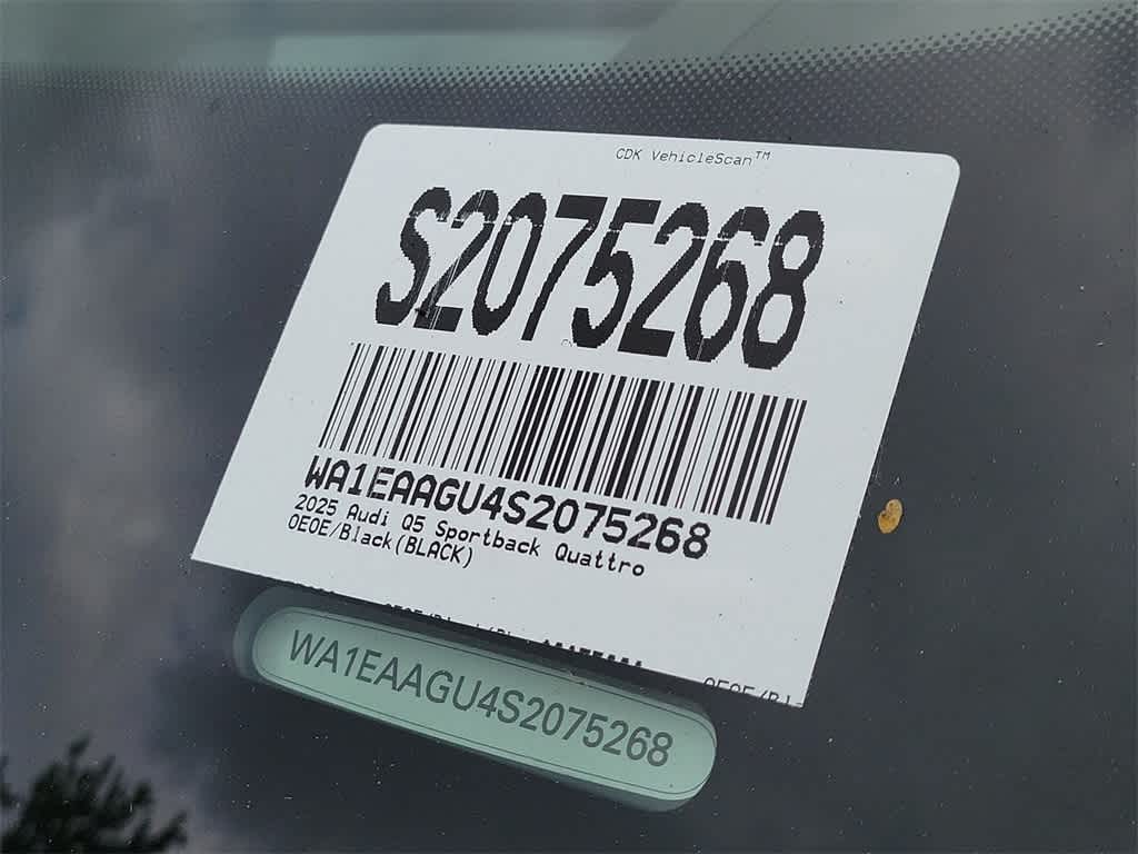 Thumbnail: 2025 Audi Q5 - 21