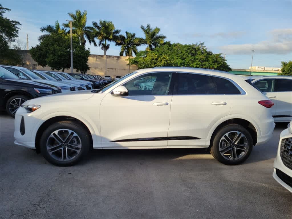 Thumbnail: 2025 Audi Q5 - 5