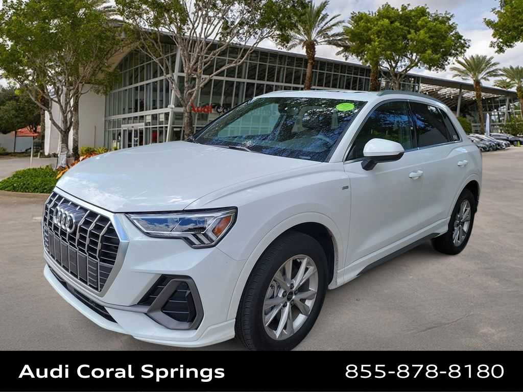 Thumbnail: 2025 Audi Q3 - 1