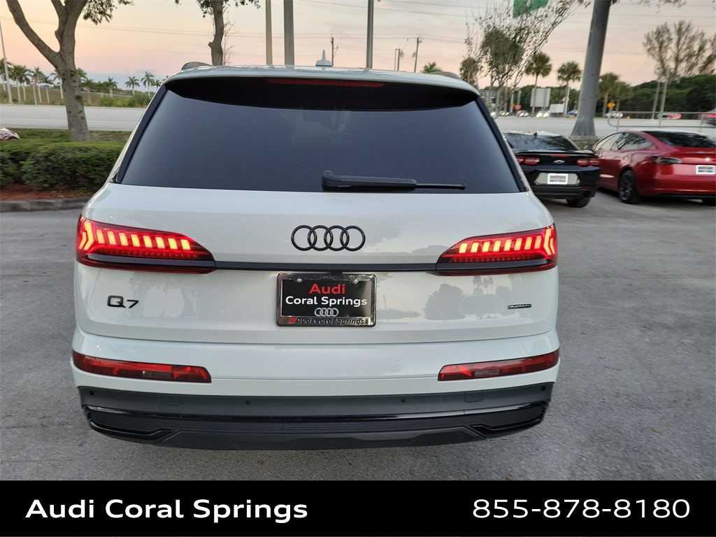 Thumbnail: 2022 Audi Q7 - 7