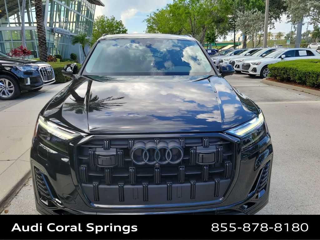 Thumbnail: 2025 Audi Q7 - 14