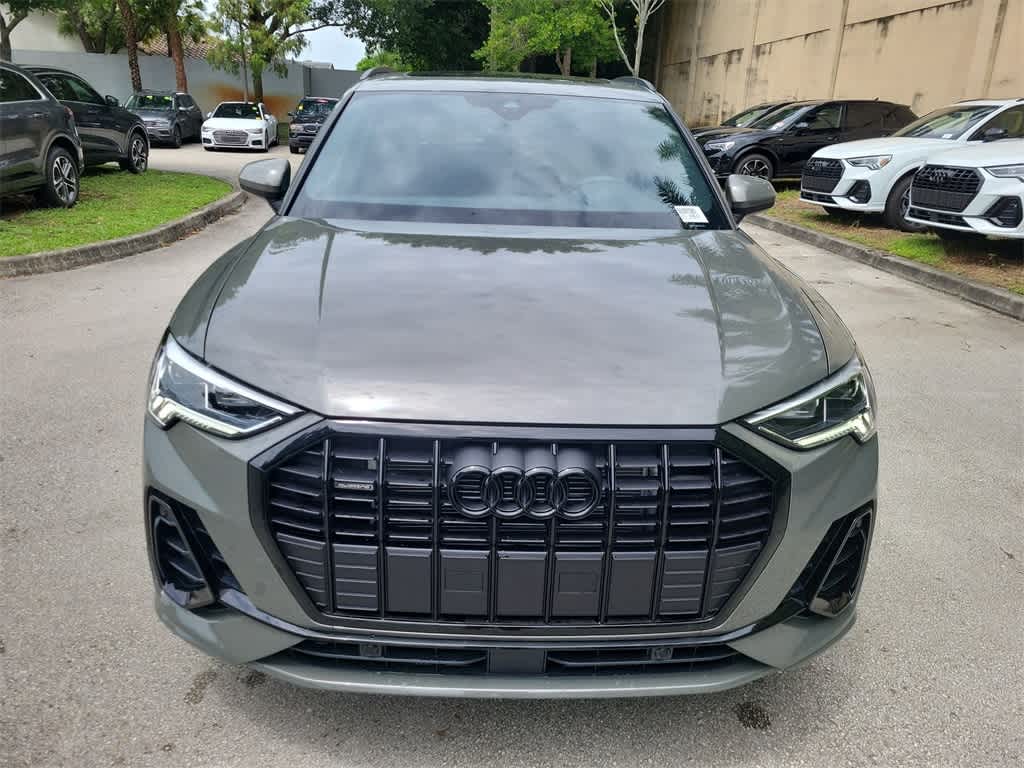 Thumbnail: 2025 Audi Q3 - 3