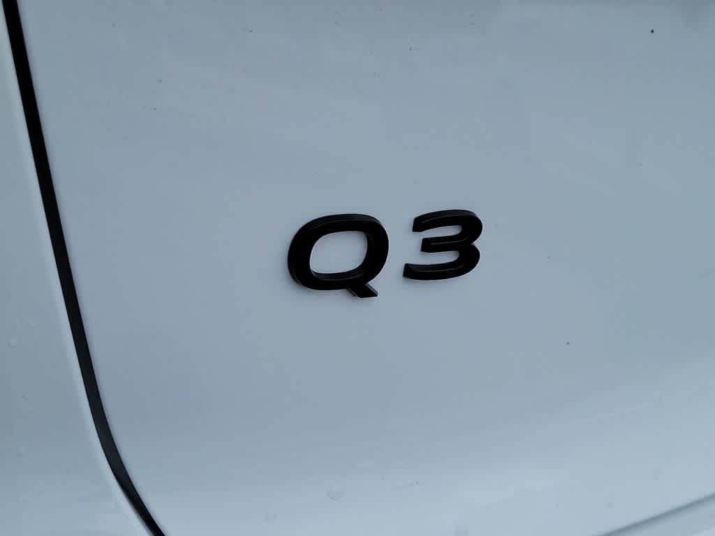 Thumbnail: 2026 Audi Q3 - 15