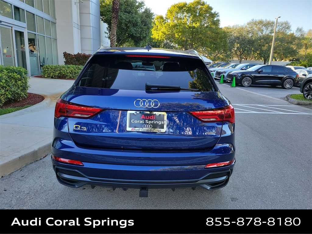 Thumbnail: 2022 Audi Q3 - 7