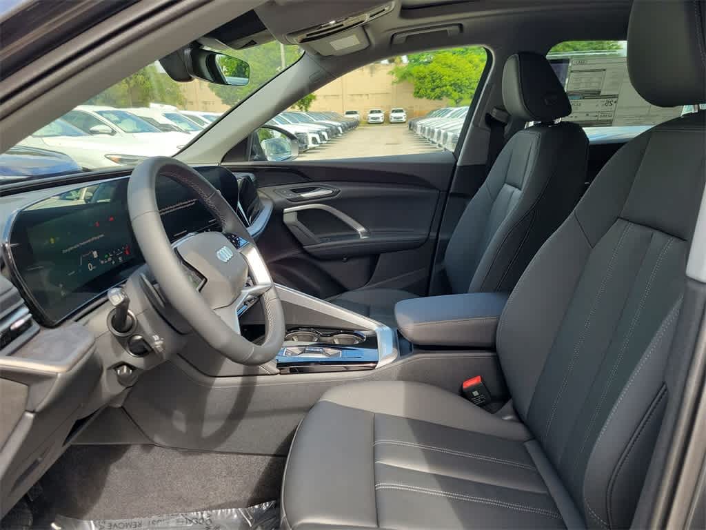 Thumbnail: 2025 Audi Q5 - 11