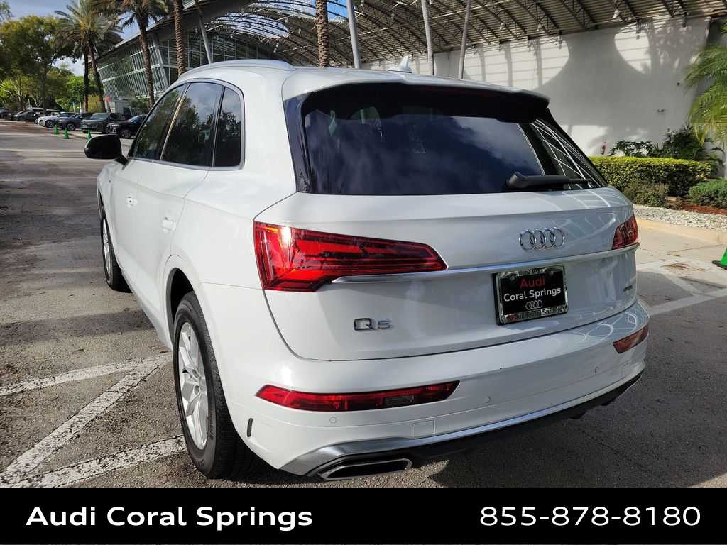 Thumbnail: 2023 Audi Q5 - 6