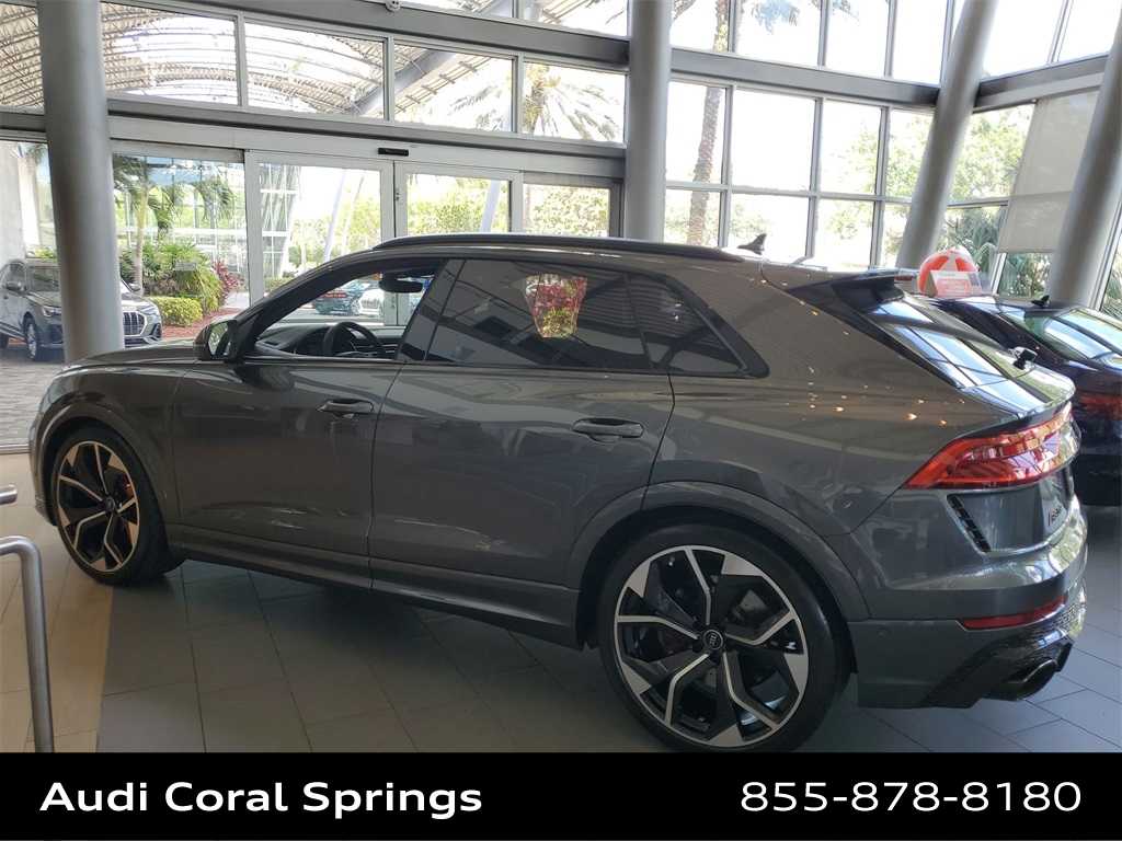 Thumbnail: 2024 Audi RS Q8 - 2
