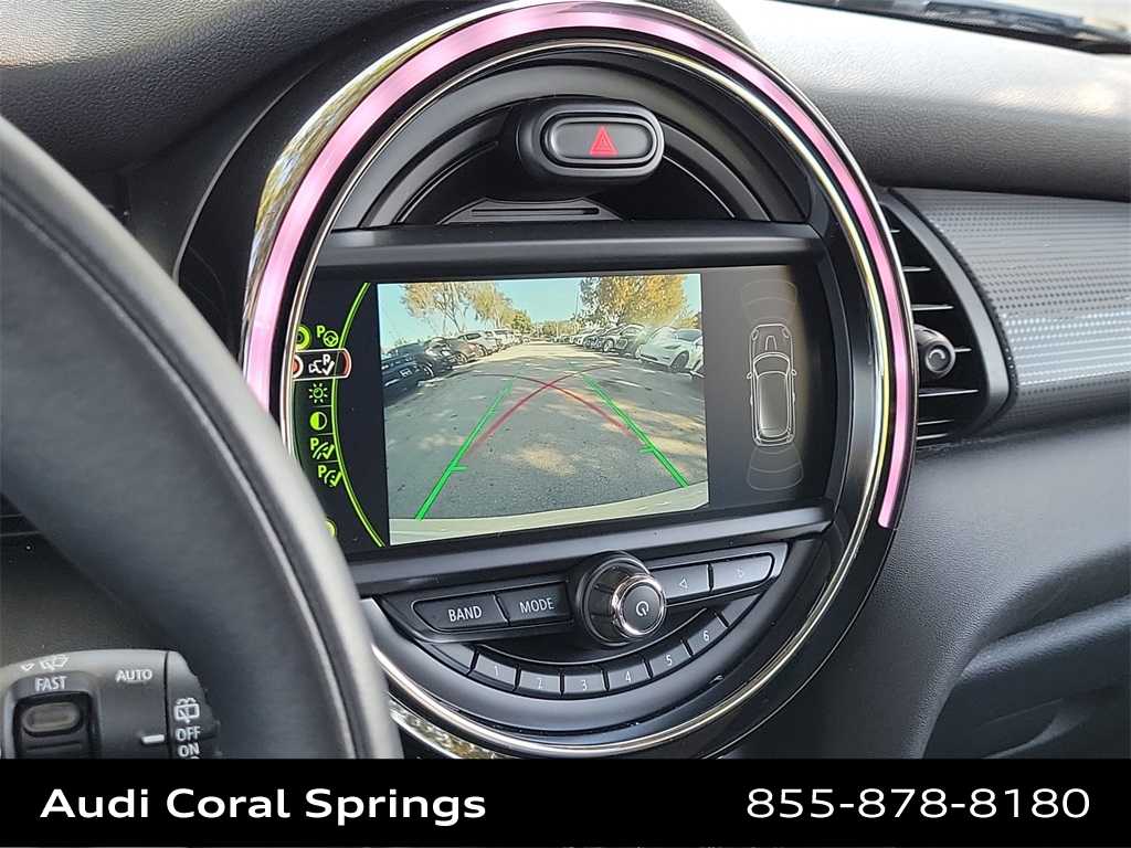 Thumbnail: 2018 MINI Cooper Hardtop - 24