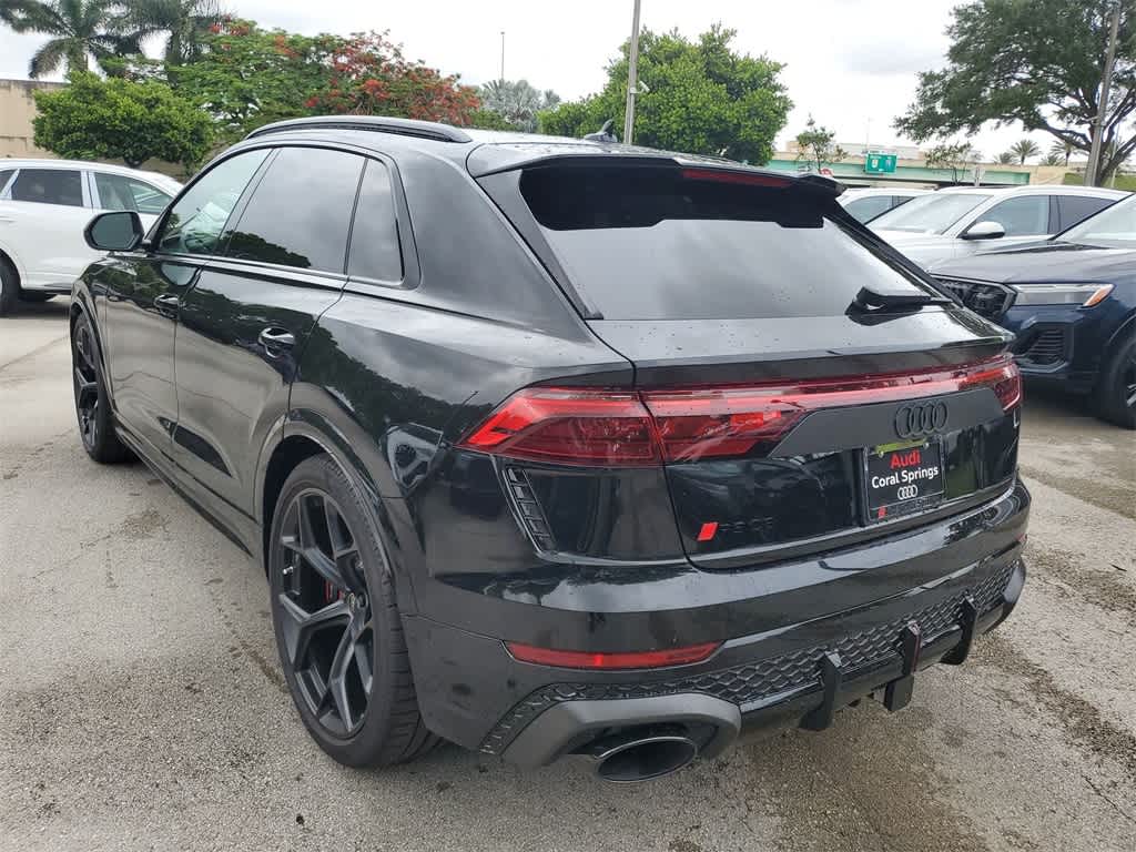 2025 Audi RS Q8 4.0T 12