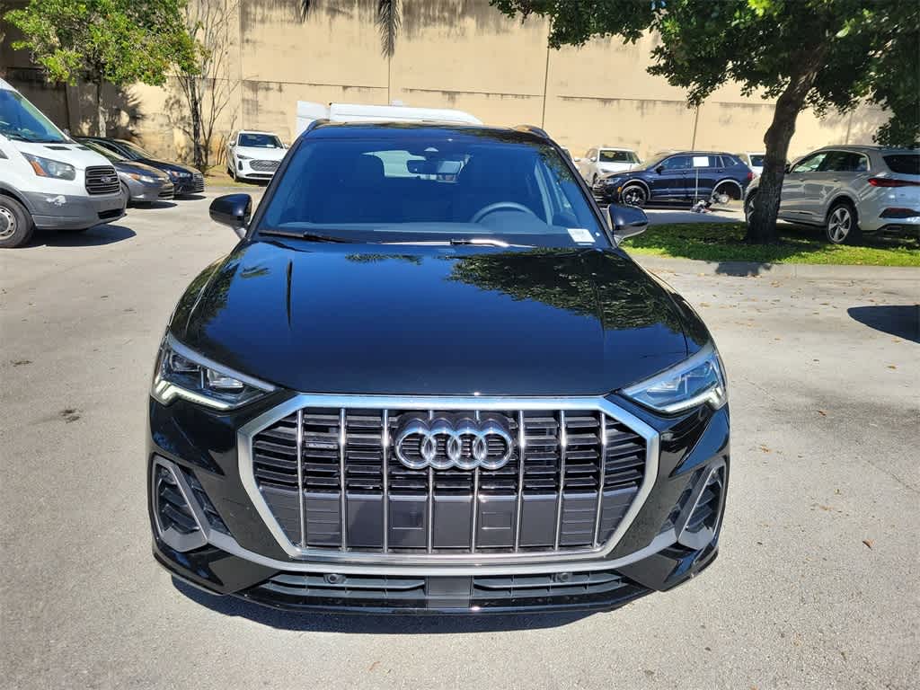 Thumbnail: 2025 Audi Q3 - 14