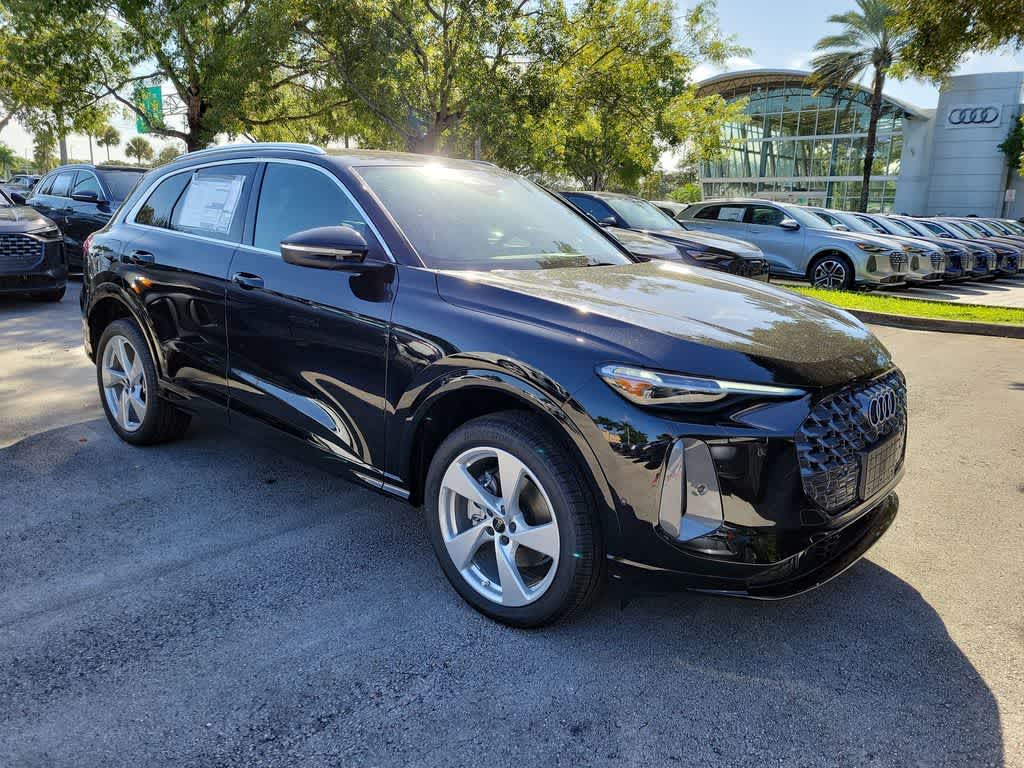 Thumbnail: 2025 Audi Q5 - 2