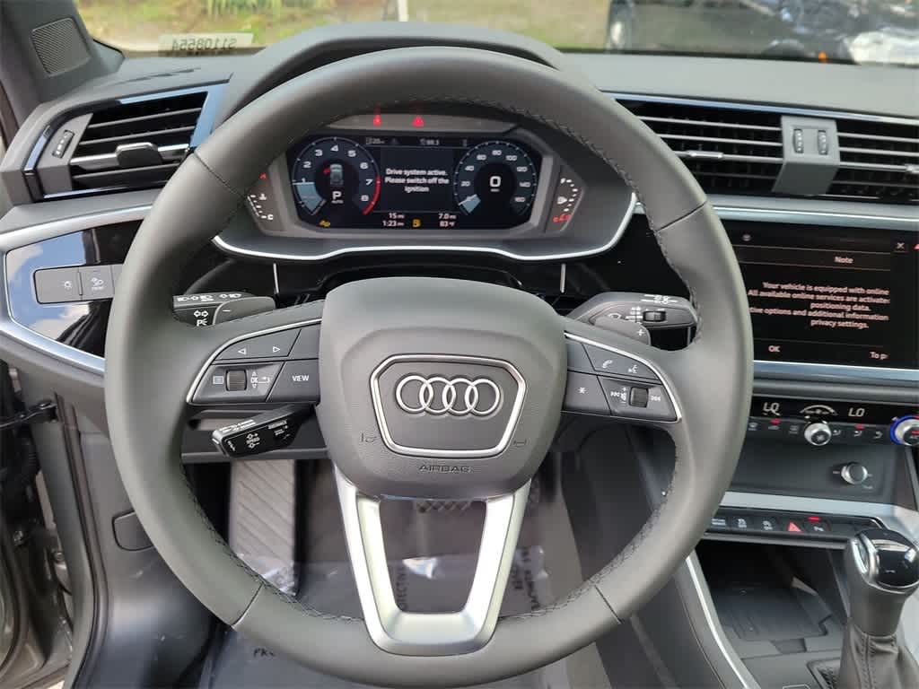 Thumbnail: 2025 Audi Q3 - 23