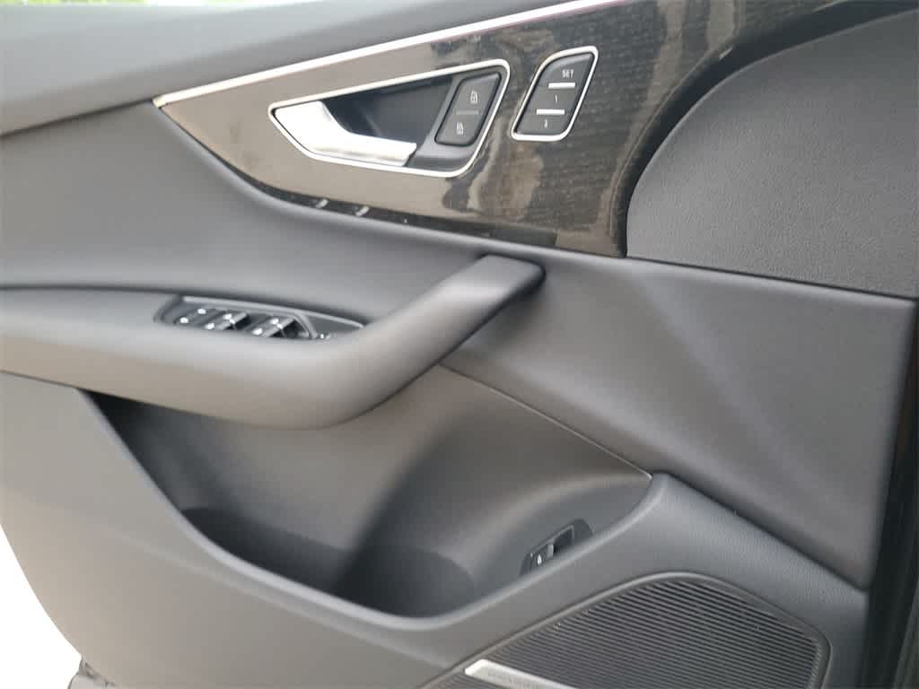 2022 Audi Q7 Premium Plus 27
