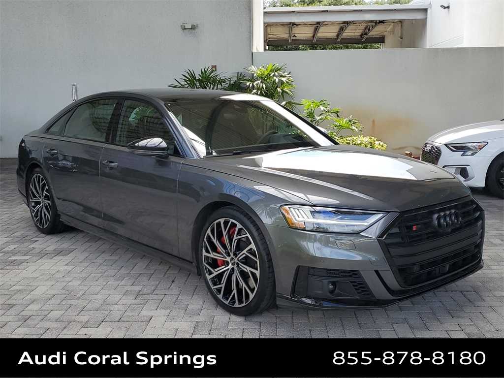 Thumbnail: 2021 Audi S8 - 2