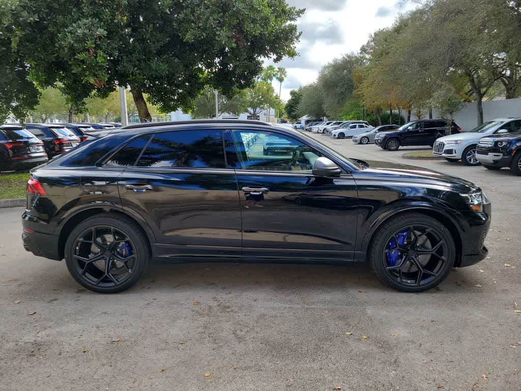 Thumbnail: 2026 Audi RS Q8 - 9