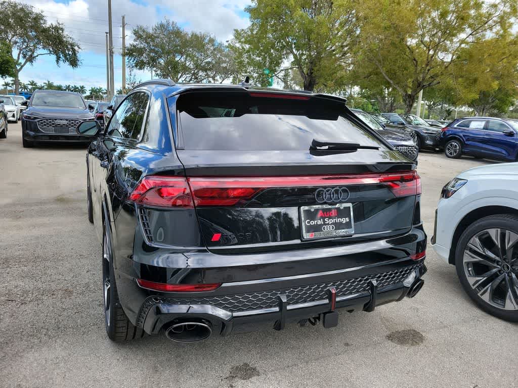 Thumbnail: 2026 Audi RS Q8 - 11