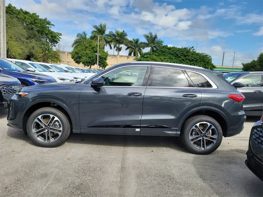 Thumbnail: 2025 Audi Q5 - 3