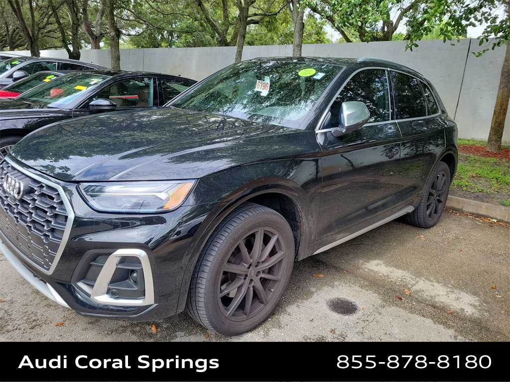 Thumbnail: 2022 Audi SQ5 - 2