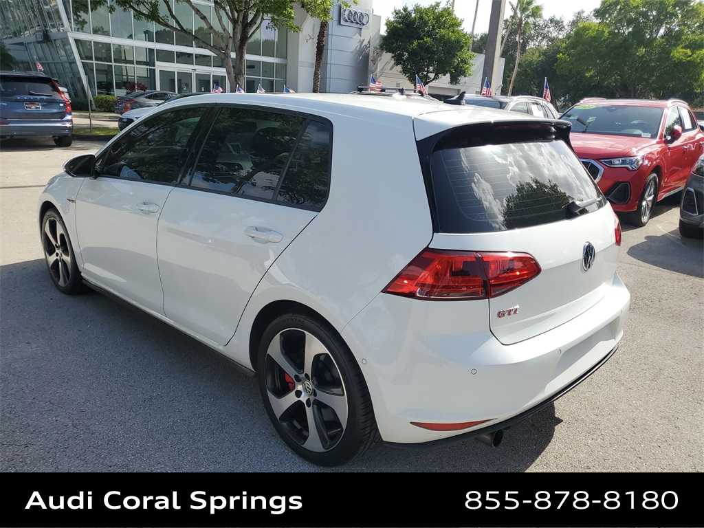2016 Volkswagen Golf GTI Autobahn 6