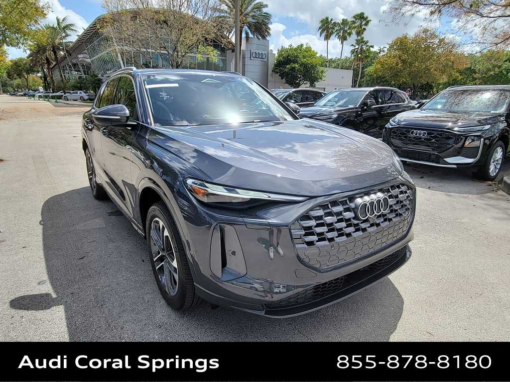 Thumbnail: 2025 Audi Q5 - 2