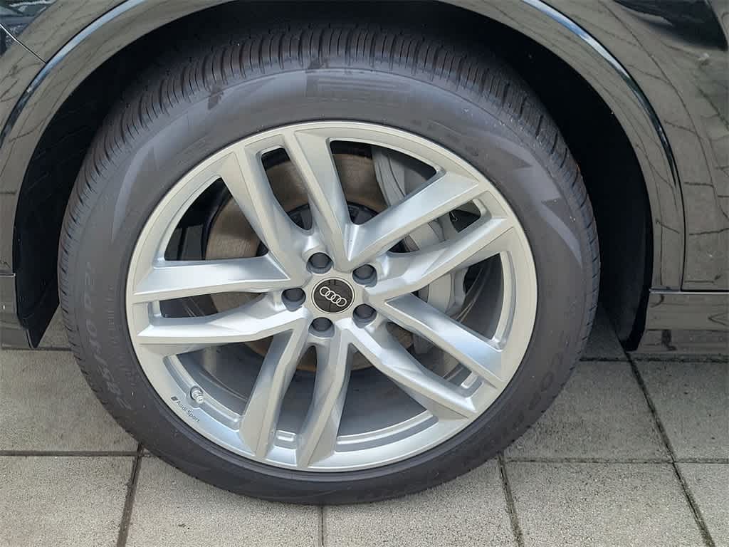 Thumbnail: 2025 Audi Q7 - 8