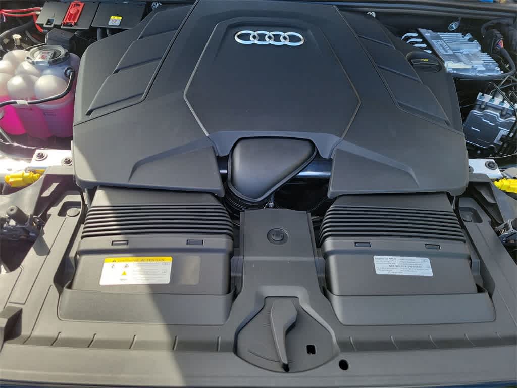 Thumbnail: 2026 Audi Q7 - 9