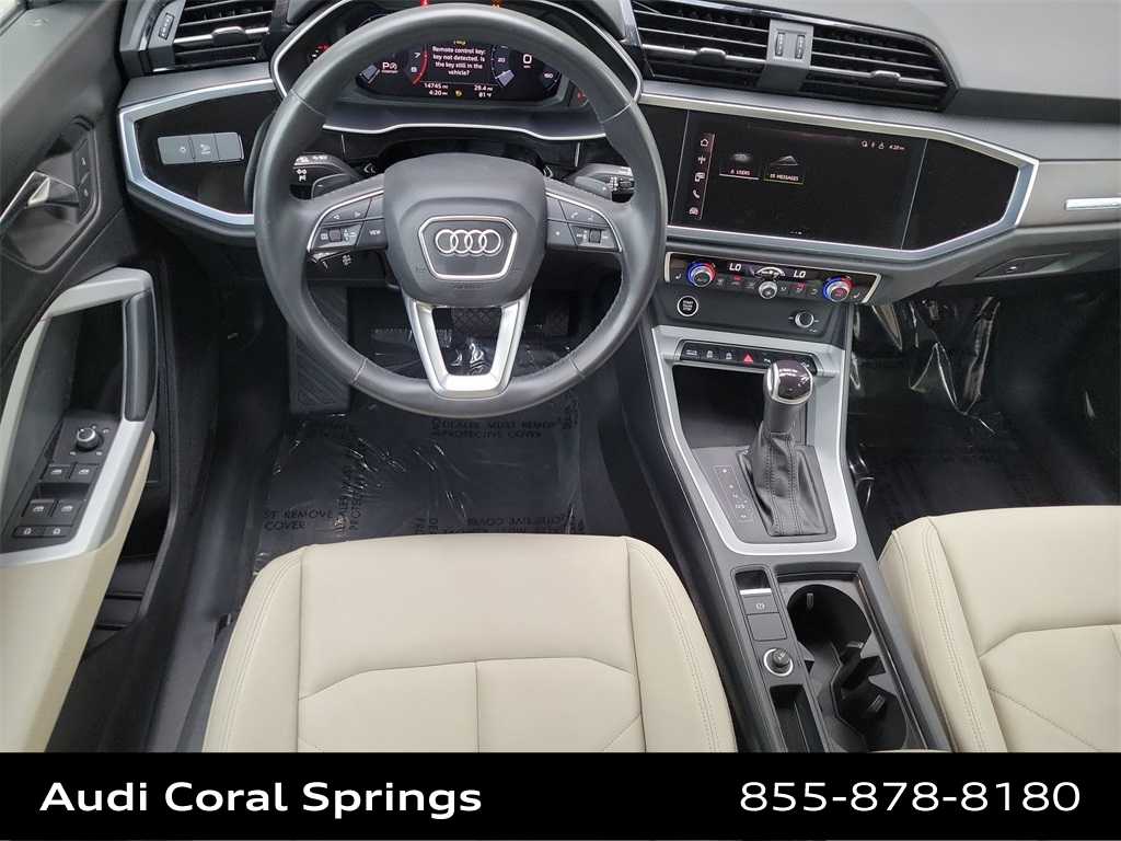 Thumbnail: 2023 Audi Q3 - 10