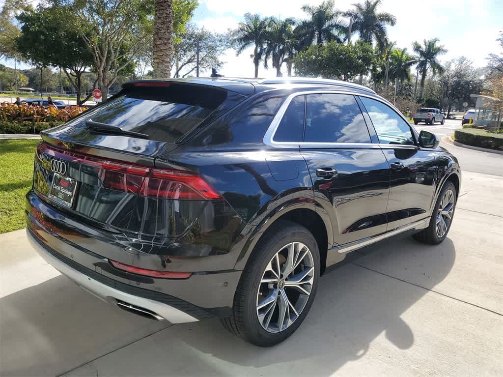Thumbnail: 2025 Audi Q8 - 8