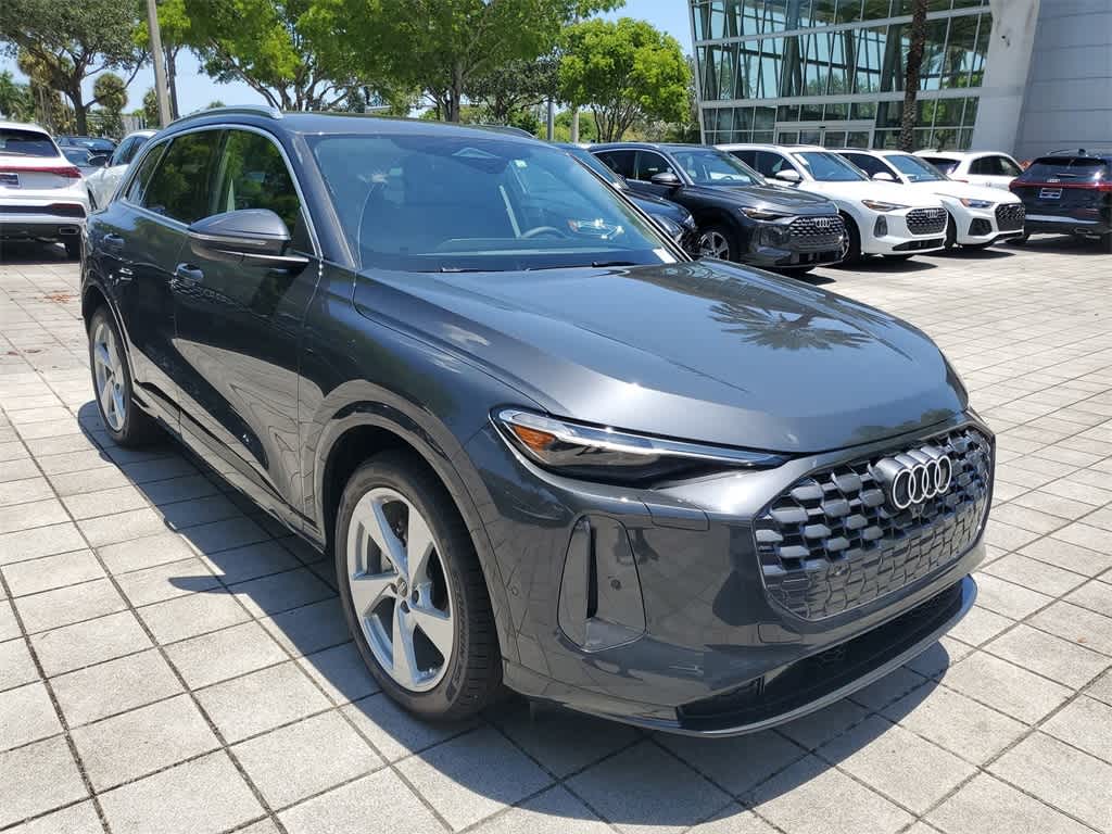 Thumbnail: 2025 Audi Q5 - 2