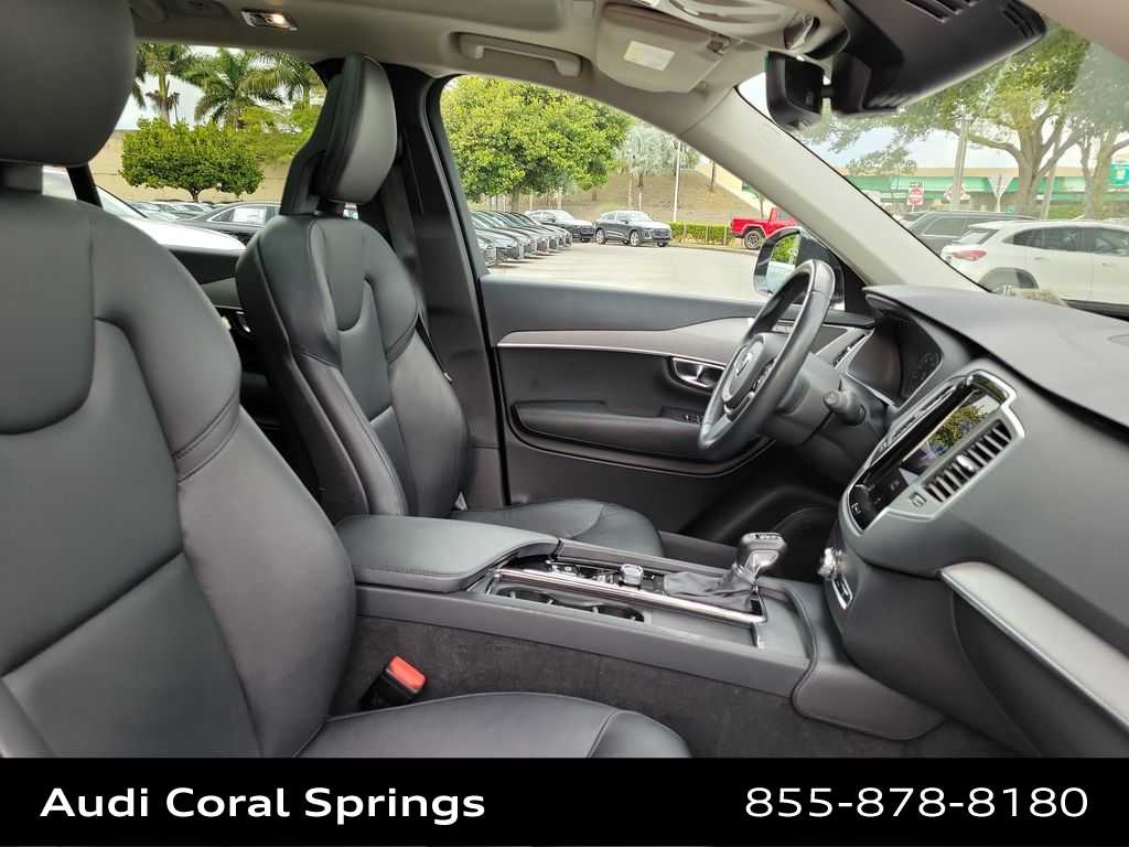 Thumbnail: 2021 Volvo XC90 - 22