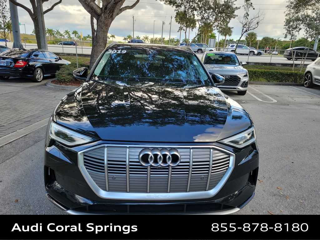 Thumbnail: 2019 Audi e-tron - 14