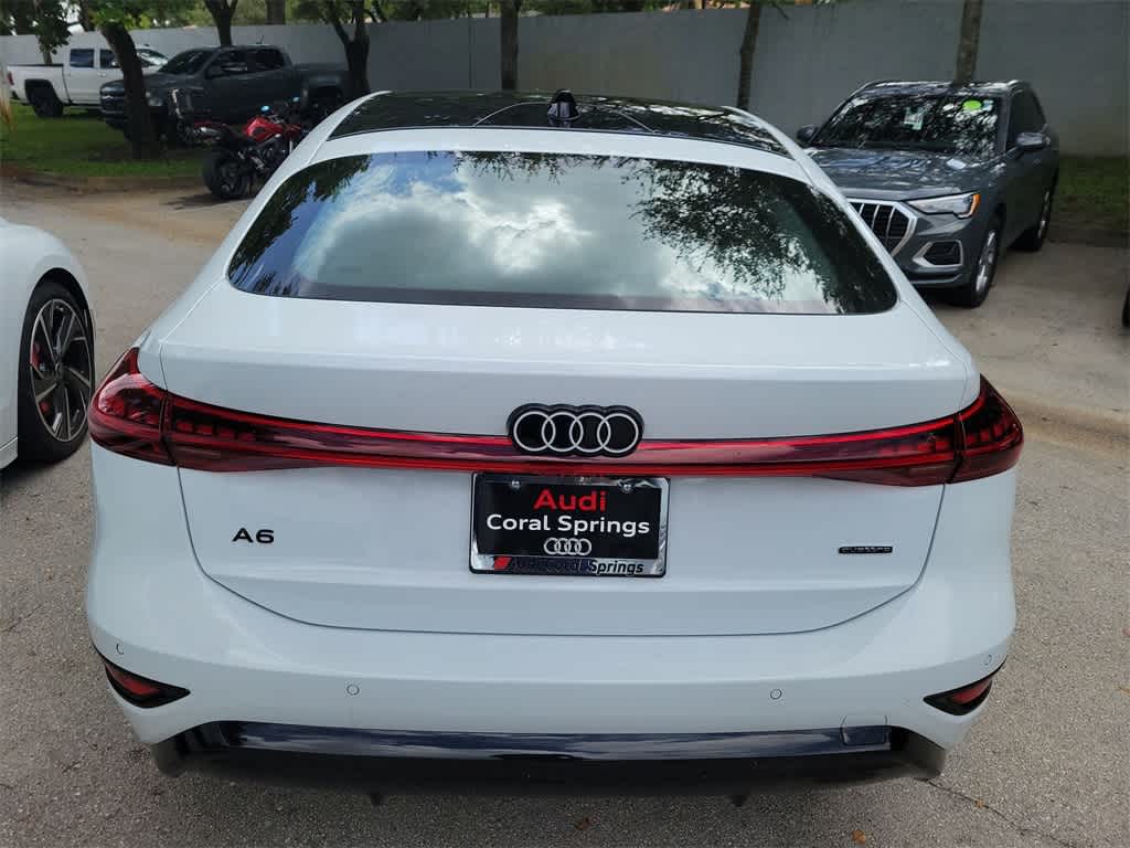 Thumbnail: 2025 Audi e-tron S - 5