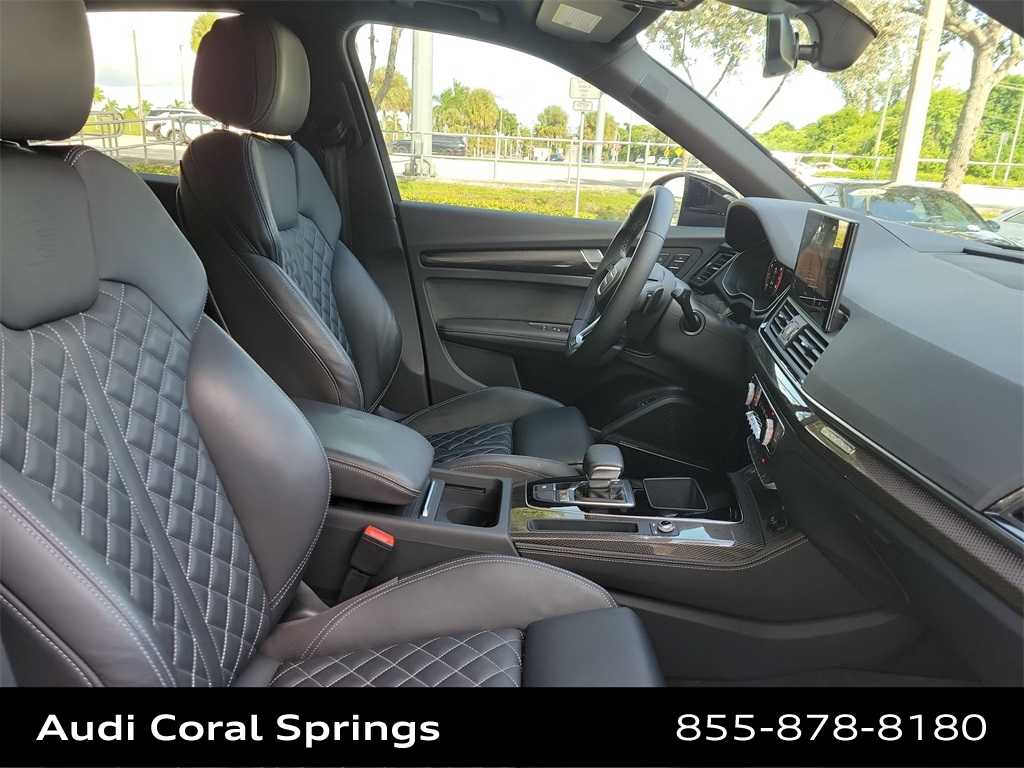 Thumbnail: 2023 Audi SQ5 - 14